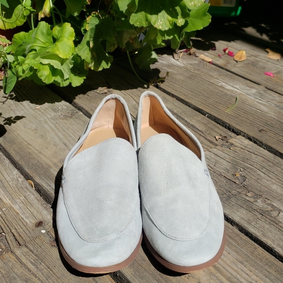 Banana Republic Women’s Light Blue Suede Demi Loafer - size 9.5 - Picture 3 of 7